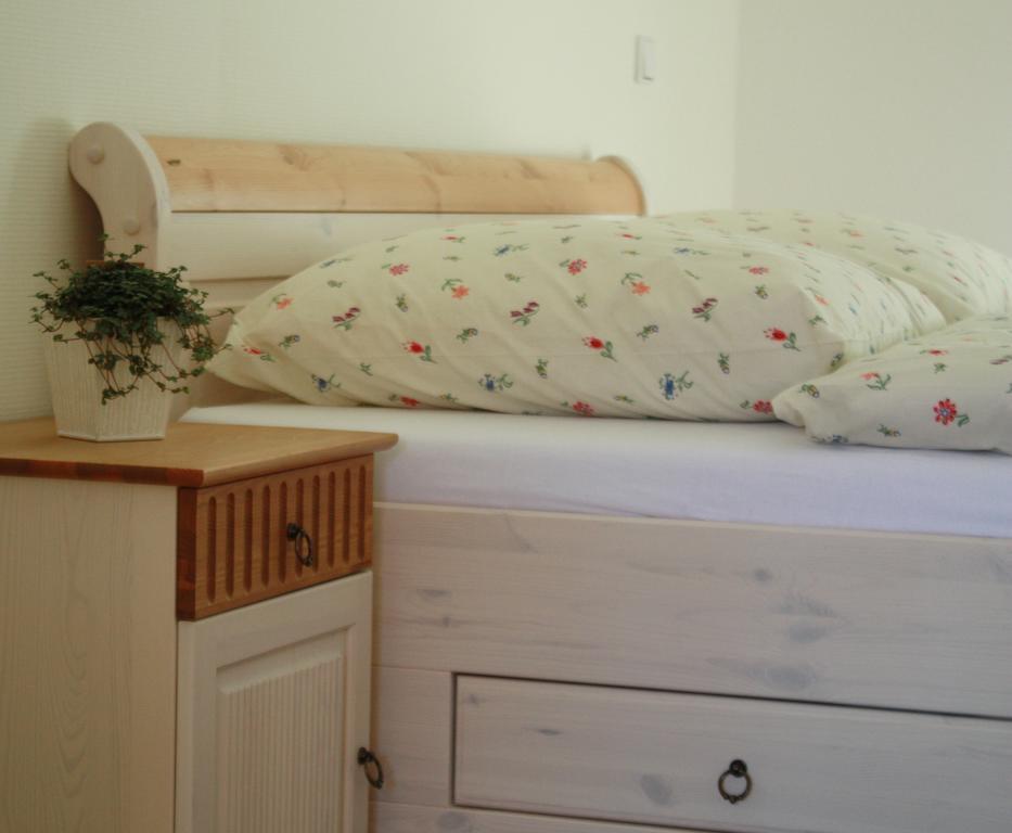 Cafe Im Hof- Bed & Breakfast Streufdorf Luaran gambar